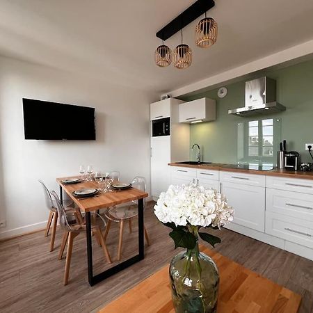 Appartement Gordon Smith En Plein Centre - 2 Personnes Sainte-Mere-Eglise Bagian luar foto
