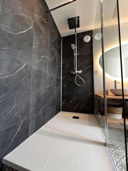 Appartement Gordon Smith En Plein Centre - 2 Personnes Sainte-Mere-Eglise Bagian luar foto